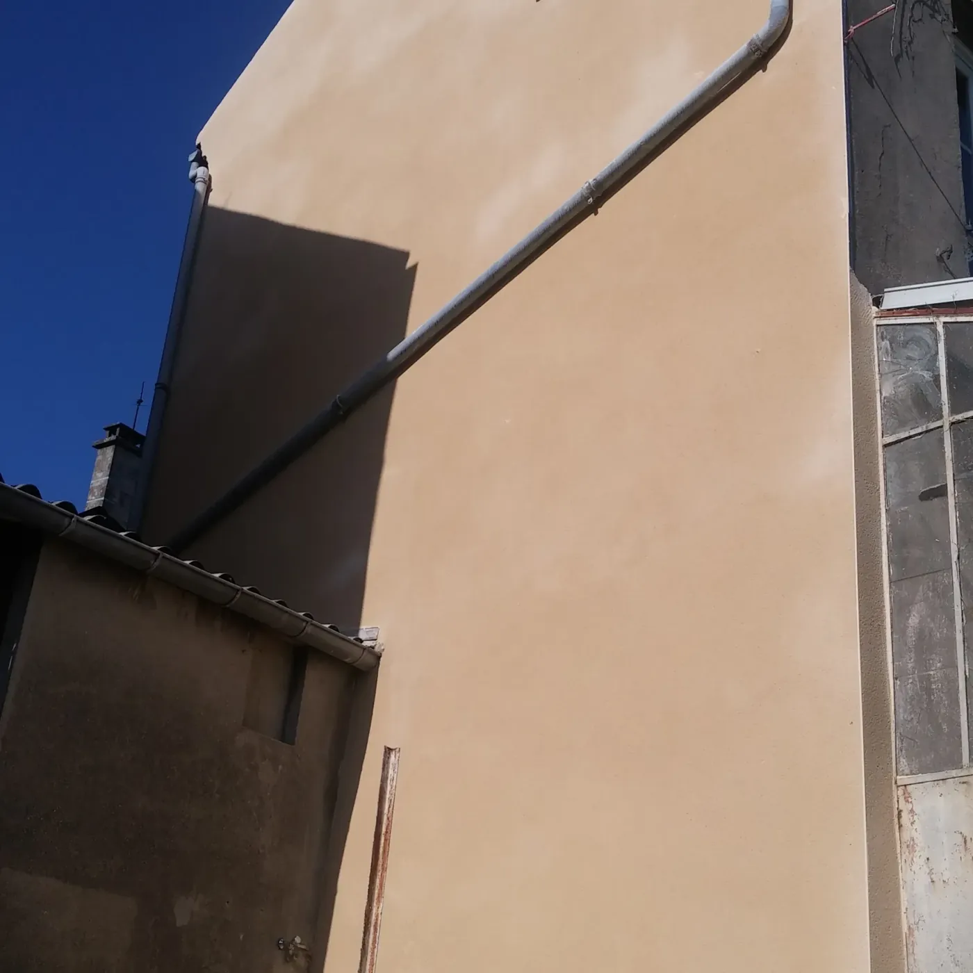 Ravalement de façade aux Herbiers - Nettoyage & rénovation